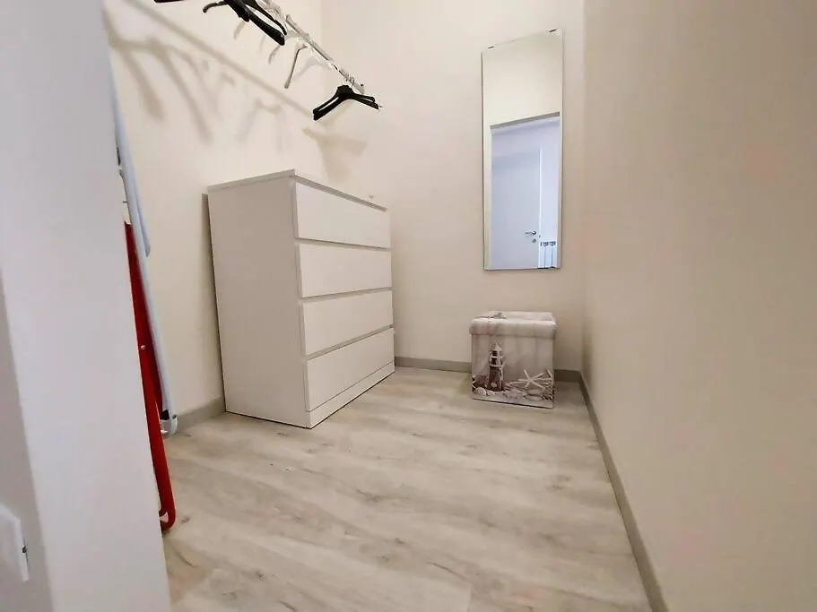 Tutto Intorno Mare Parcheggio Privato Negozi Daire Pietra Ligure İtalya
