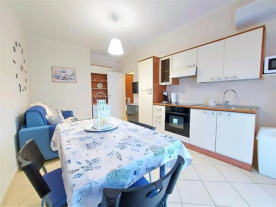 Tutto Intorno Mare Parcheggio Privato Negozi Apartment Pietra Ligure Italy