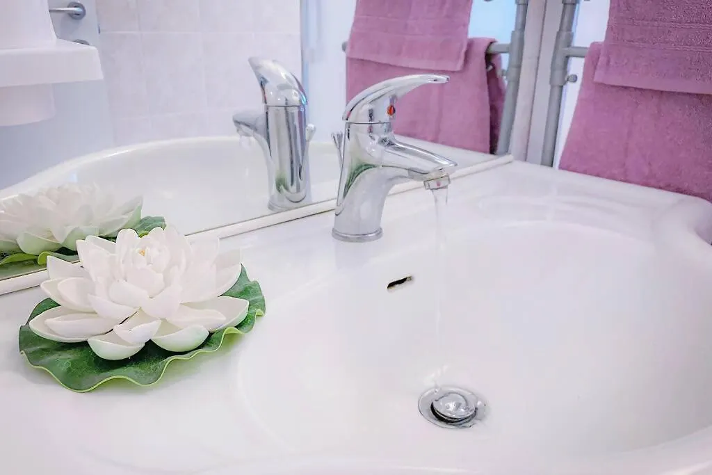 Tutto Intorno Mare Parcheggio Privato Negozi Apartment Pietra Ligure 0*,  Italy